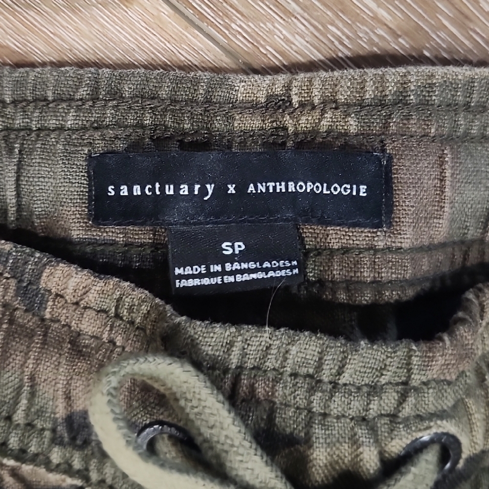 Sanctuary x Anthropologie 100% Linen Green Camo Cropped Ankle Pants Gorpcore Sm - Picture 2 of 12
